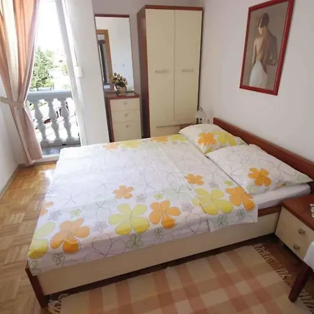 Two-bedroom 43 * Crikvenica