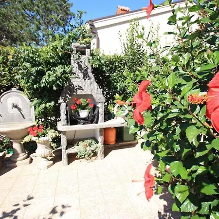 Two-bedroom Crikvenica 43 Apartment Selce