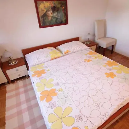 Two-bedroom 43 * Crikvenica